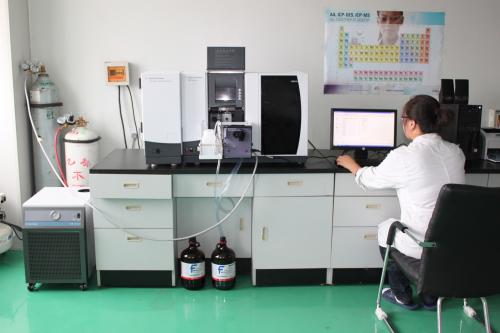 原子吸收分光光度法常使用哪些定量分析方法?